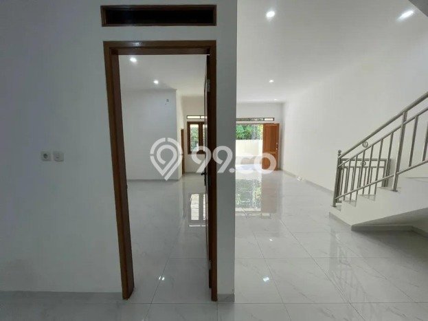 Rumah Modern 3 KT LT 117m2 di Pondok Bambu Rumah Modern 3 KT LT 117m2 di Pondok Bambu