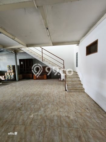 Gudang Lokasi Strategis Kawasan Bekasi Timur, Luas 700m², Disewakan, Pusat Bisnis Gudang Lokasi Strategis Kawasan Bekasi Timur, Luas 700m², Disewakan, Pusat Bisnis