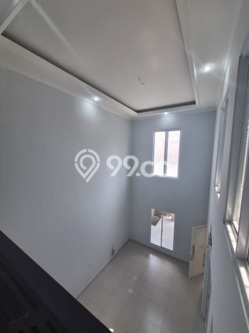 Dijual Rumah Luas Megah Dengan View Cantik di Pulomas, Jakarta Timur Dijual Rumah Luas Megah Dengan View Cantik di Pulomas, Jakarta Timur