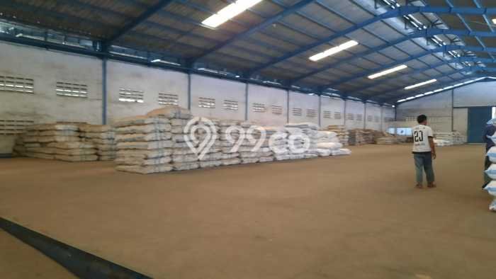 Gudang Disewa di Tangerang dengan LB 26167m2 Area Komersial Ramai Gudang Disewa di Tangerang dengan LB 26167m2 Area Komersial Ramai