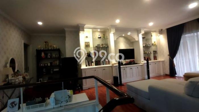 Rumah Elit Modern Tanpa Renovasi di Fatmawati Jakarta Selatan Rumah Elit Modern Tanpa Renovasi di Fatmawati Jakarta Selatan