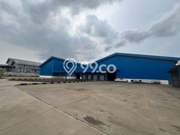 For Rent Gudang di Cikarang, Luas 5952m², Area Strategis, Ready Untuk Dipakai For Rent Gudang di Cikarang, Luas 5952m², Area Strategis, Ready Untuk Dipakai