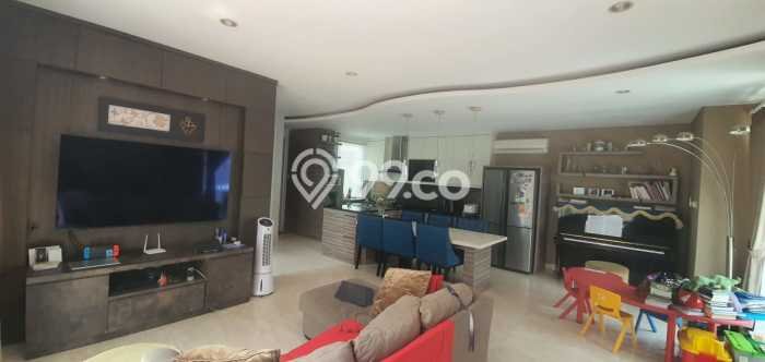 Rumah Luxury Modern Siap Huni di Pondok Labu Jakarta Selatan Rumah Luxury Modern Siap Huni di Pondok Labu Jakarta Selatan