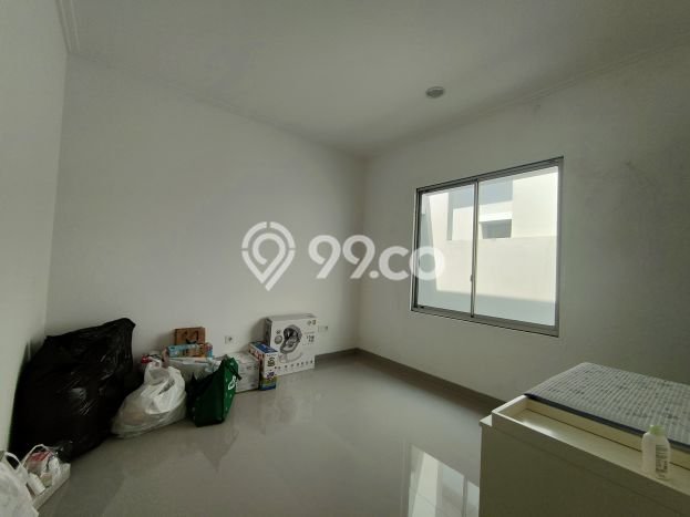 Rumah Mewah LB 160m2 Siap Pakai Desain Elegan di Pantai Indah Kapuk 2, Jakarta Utara Rumah Mewah LB 160m2 Siap Pakai Desain Elegan di Pantai Indah Kapuk 2, Jakarta Utara