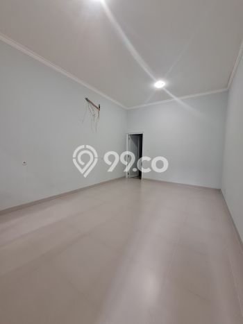 Dijual Rumah Luas Megah Dengan View Cantik di Pulomas, Jakarta Timur Dijual Rumah Luas Megah Dengan View Cantik di Pulomas, Jakarta Timur