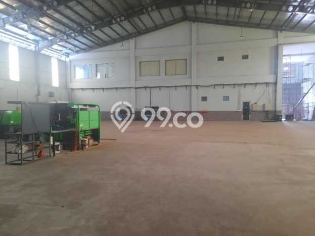 Gudang Disewa di Jakarta Utara dengan LB 2000m2 Area Komersial Ramai Gudang Disewa di Jakarta Utara dengan LB 2000m2 Area Komersial Ramai