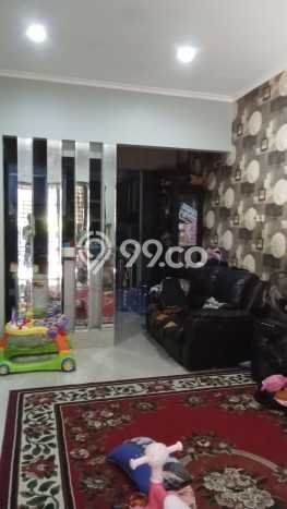 Rumah Luas Asri 4 KT Siap Huni di harapan indah Bekasi Rumah Luas Asri 4 KT Siap Huni di harapan indah Bekasi