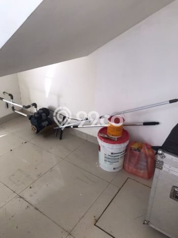 Ruko disewakan di Cakung Jakarta Timur dengan luas bangunan 300m2 Ruko disewakan di Cakung Jakarta Timur dengan luas bangunan 300m2