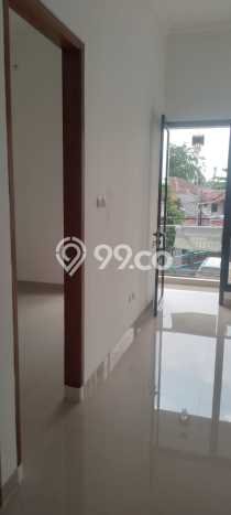For Sale Hunian Rumah Nyaman 4 KT di Pondok Kelapa, Jakarta Timur For Sale Hunian Rumah Nyaman 4 KT di Pondok Kelapa, Jakarta Timur