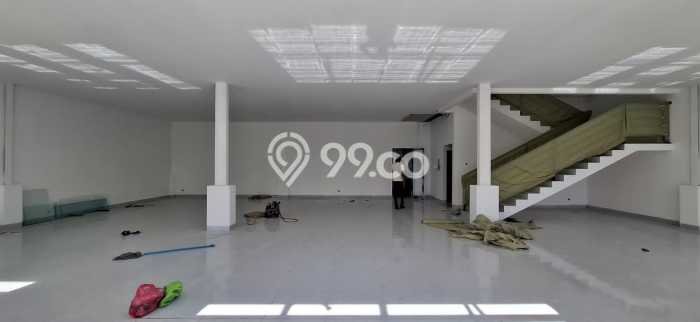 Gudang Area Bisnis di Cikarang, Luas 4095m², Pusat Bisnis Gudang Area Bisnis di Cikarang, Luas 4095m², Pusat Bisnis