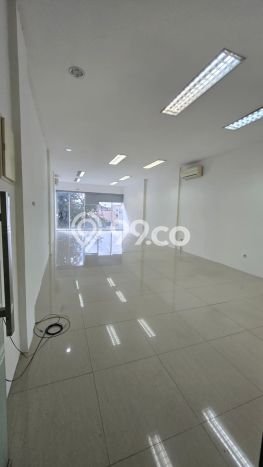 Ruko Bagus LT 72m2 LB 280m2 Dijual di Kelapa Gading Jakarta Utara Ruko Bagus LT 72m2 LB 280m2 Dijual di Kelapa Gading Jakarta Utara