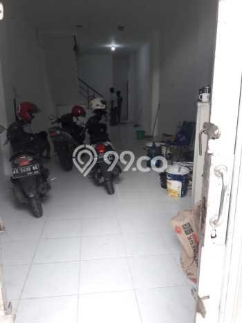 Unit Ruko Dijual di Jakarta Timur LT 60m2 & LB 240m2 Unit Ruko Dijual di Jakarta Timur LT 60m2 & LB 240m2