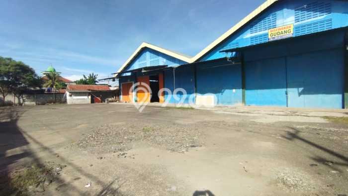 Gudang Komersial Disewakan di Citeureup Bogor Luas 3000m2 Gudang Komersial Disewakan di Citeureup Bogor Luas 3000m2