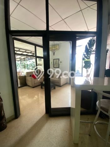 Dijual Rumah Mewah Elegan Dengan View Eksklusif di Pulomas, Jakarta Timur Dijual Rumah Mewah Elegan Dengan View Eksklusif di Pulomas, Jakarta Timur