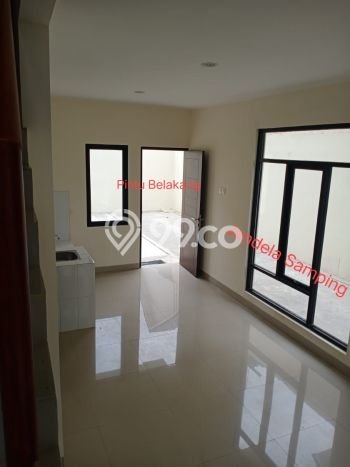 Disewakan! Rumah 2 Kamar Tidur &
2 Kamar Mandi di Harapan Indah, Bekasi Disewakan! Rumah 2 Kamar Tidur &
2 Kamar Mandi di Harapan Indah, Bekasi