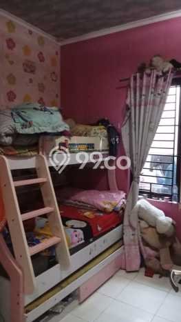 Rumah Luas Asri 4 KT Siap Huni di harapan indah Bekasi Rumah Luas Asri 4 KT Siap Huni di harapan indah Bekasi