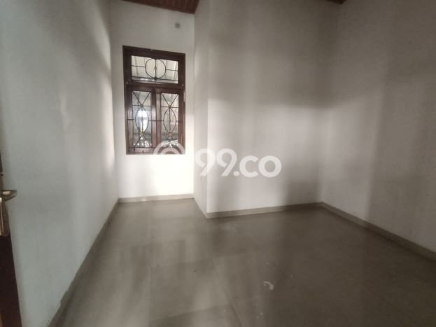 AREA KOMERSIAL! Komersial For Rent Kawasan Duren Sawit, Luas 250m², Jalan Utama, Ready Bisnis AREA KOMERSIAL! Komersial For Rent Kawasan Duren Sawit, Luas 250m², Jalan Utama, Ready Bisnis
