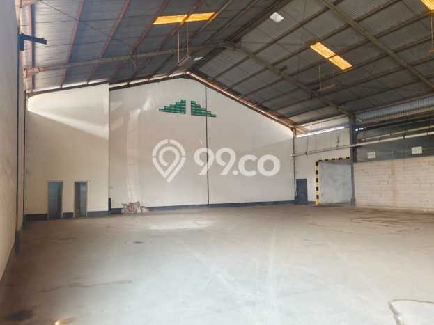 Dijual Gudang Kawasan Narogong, Luas 3000m², Kawasan Komersial, Jalur Strategis Dijual Gudang Kawasan Narogong, Luas 3000m², Kawasan Komersial, Jalur Strategis