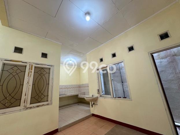 Rumah di Harapan Indah, Akses ke Pusat Kota, 4 KT Rumah di Harapan Indah, Akses ke Pusat Kota, 4 KT