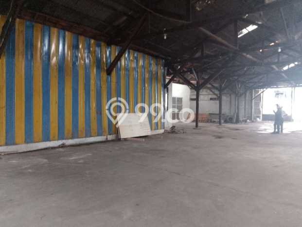 Gudang Area Strategis di Pulo Gadung, Luas 800m2m², Akses Strategis Gudang Area Strategis di Pulo Gadung, Luas 800m2m², Akses Strategis