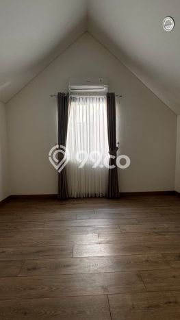 Lokasi strategis! Rumah siap pakai disewakan di Cakung LB 79m2 Lokasi strategis! Rumah siap pakai disewakan di Cakung LB 79m2