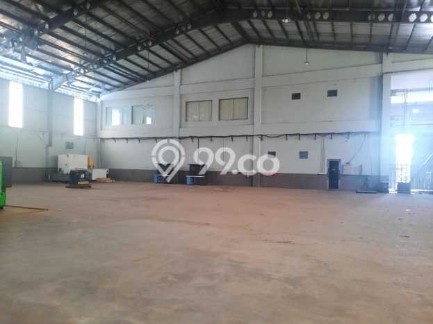 Gudang Disewa di Jakarta Utara dengan LB 2000m2 Area Komersial Ramai Gudang Disewa di Jakarta Utara dengan LB 2000m2 Area Komersial Ramai