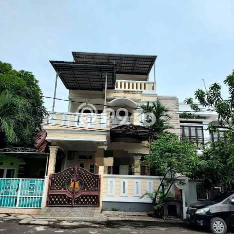 Disewakan! Rumah 5 Kamar Tidur &
5 Kamar Mandi di harapan indah, Bekasi Disewakan! Rumah 5 Kamar Tidur &
5 Kamar Mandi di harapan indah, Bekasi