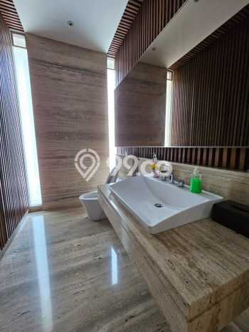 Hunian Eksklusif Siap Huni LT 390m2 di Kelapa Gading, Jakarta Utara Hunian Eksklusif Siap Huni LT 390m2 di Kelapa Gading, Jakarta Utara