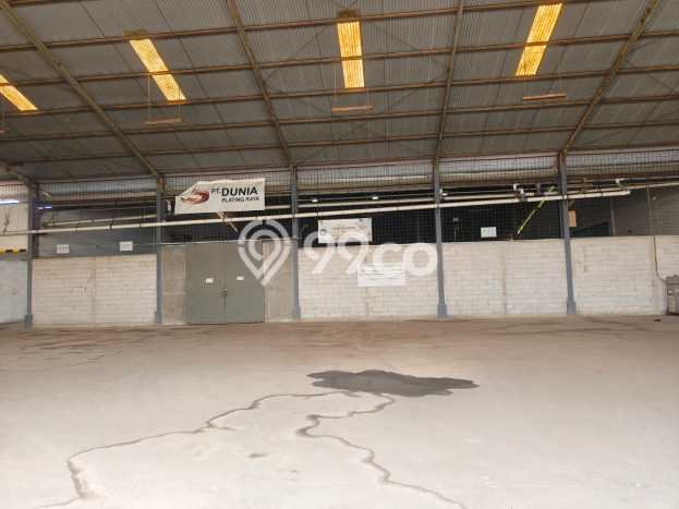 Dijual Gudang Kawasan Narogong, Luas 3000m², Kawasan Komersial, Jalur Strategis Dijual Gudang Kawasan Narogong, Luas 3000m², Kawasan Komersial, Jalur Strategis