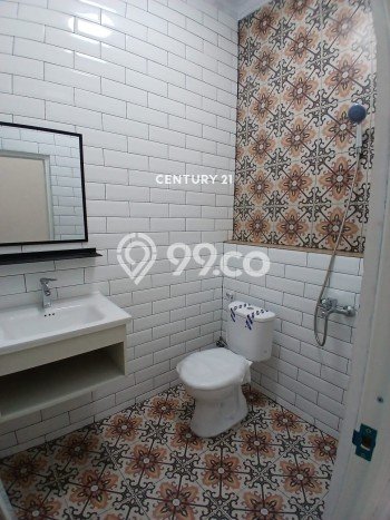 Jual Rumah Strategis Bagus Punya 4 KT di Pancoran Jakarta Selatan SHM Jual Rumah Strategis Bagus Punya 4 KT di Pancoran Jakarta Selatan SHM