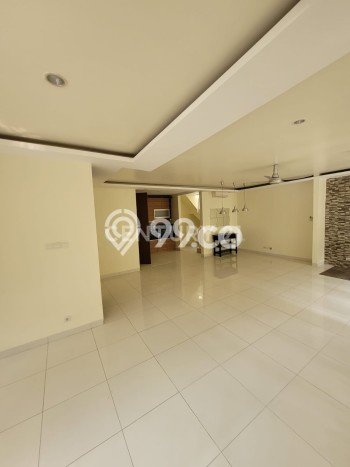 Disewakan! Rumah 4 Kamar Tidur &
3 Kamar Mandi di Bintaro, Tangerang Selatan Disewakan! Rumah 4 Kamar Tidur &
3 Kamar Mandi di Bintaro, Tangerang Selatan
