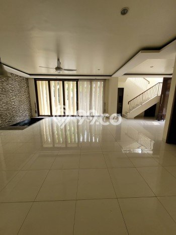 Disewakan! Rumah 4 Kamar Tidur &
3 Kamar Mandi di Bintaro, Tangerang Selatan Disewakan! Rumah 4 Kamar Tidur &
3 Kamar Mandi di Bintaro, Tangerang Selatan