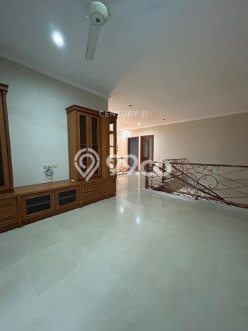 Ready to Use! Luxury House LT 355m2 Desain Modern di Bintaro Ready to Use! Luxury House LT 355m2 Desain Modern di Bintaro