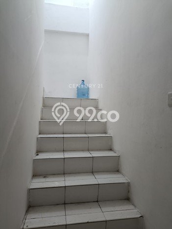 Ruko Dijual di Prime Area Jakarta Barat Luas 220m2 Ruko Dijual di Prime Area Jakarta Barat Luas 220m2