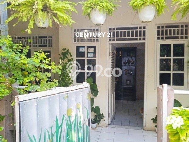 For Sale Rumah 3 Kamar Lokasi Ideal Bagus dan Strategis di Pondok Aren For Sale Rumah 3 Kamar Lokasi Ideal Bagus dan Strategis di Pondok Aren