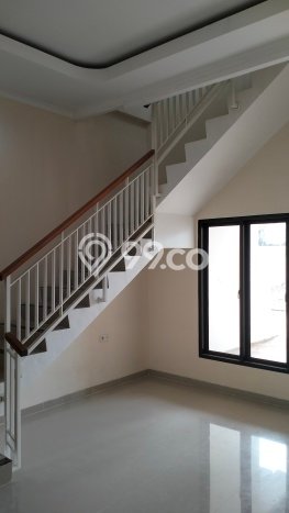 Jual Rumah Minimalis Bagus Punya 3 KT di Cipayung Jakarta Timur SHM Jual Rumah Minimalis Bagus Punya 3 KT di Cipayung Jakarta Timur SHM