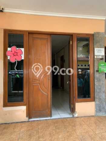 Peluang Investasi! Rumah Kost Dijual di Pondok Aren, Tangerang Selatan, 9 KT, 10 KM, Luas 200m2 Peluang Investasi! Rumah Kost Dijual di Pondok Aren, Tangerang Selatan, 9 KT, 10 KM, Luas 200m2