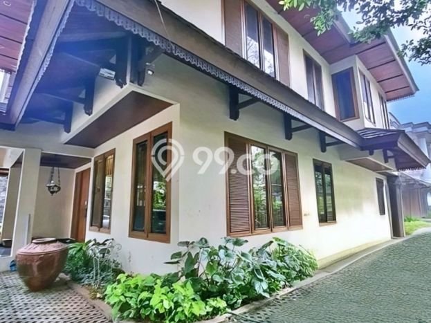 Hunian Eksklusif Siap Huni LT 530m2 di Kebayoran Baru, Jakarta Selatan Hunian Eksklusif Siap Huni LT 530m2 di Kebayoran Baru, Jakarta Selatan