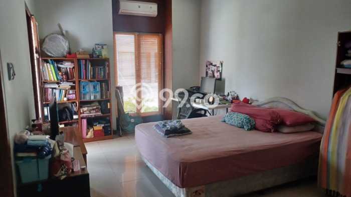 Siap Huni Rumah Mewah 5 Kamar di Mampang Prapatan Dekat ke Mana Saja Siap Huni Rumah Mewah 5 Kamar di Mampang Prapatan Dekat ke Mana Saja