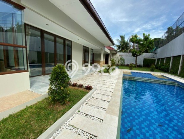 Rumah Elit Modern Siap Huni di Cipete Jakarta Selatan Rumah Elit Modern Siap Huni di Cipete Jakarta Selatan