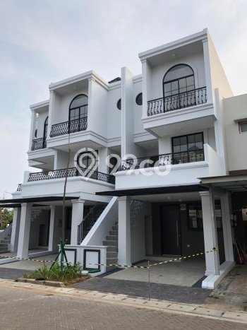 Jual Rumah Luas Elegan Dengan View Eksklusif di Pantai Indah Kapuk, Jakarta Utara Jual Rumah Luas Elegan Dengan View Eksklusif di Pantai Indah Kapuk, Jakarta Utara