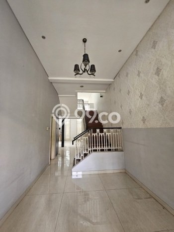 Rumah Disewakan Jakarta Utara LT 225m2 LB 600m2 Area Pantai Indah Kapuk Rumah Disewakan Jakarta Utara LT 225m2 LB 600m2 Area Pantai Indah Kapuk