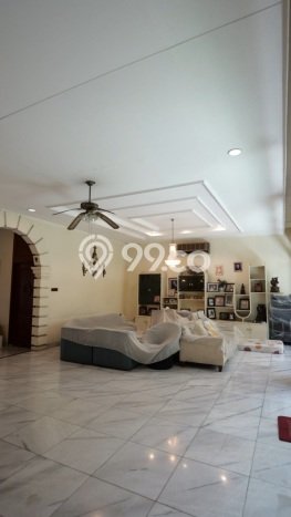 Siap Huni Hunian Elit 6 Kamar di Menteng Dekat ke Mana Saja Siap Huni Hunian Elit 6 Kamar di Menteng Dekat ke Mana Saja