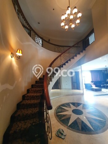 Apartemen Minimalis Modern 4 Kamar di Kebayoran Lama, Luas 385m2 Disewakan Apartemen Minimalis Modern 4 Kamar di Kebayoran Lama, Luas 385m2 Disewakan