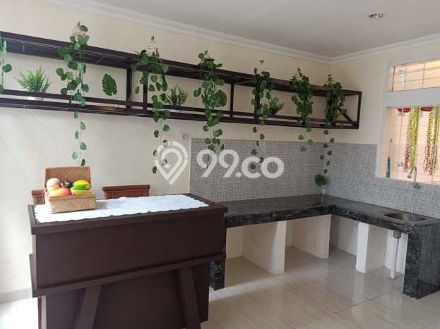 Disewakan! Rumah 4 Kamar Tidur &
3 Kamar Mandi di Burangrang, Bandung Disewakan! Rumah 4 Kamar Tidur &
3 Kamar Mandi di Burangrang, Bandung