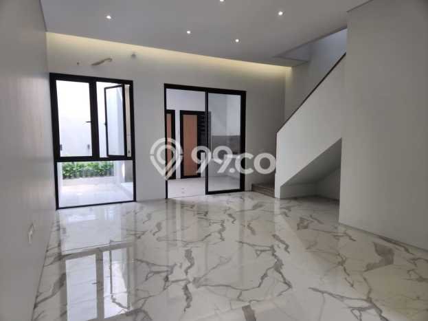 Jual Rumah Strategis Bagus Punya 5 KT di Rungkut Surabaya SHM Jual Rumah Strategis Bagus Punya 5 KT di Rungkut Surabaya SHM