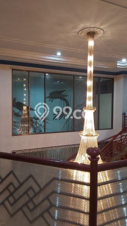 Jual Rumah Mewah Megah Dengan View Cantik di Dharma Husada, Surabaya Jual Rumah Mewah Megah Dengan View Cantik di Dharma Husada, Surabaya