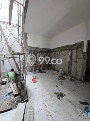 Dijual Hunian Rumah Terawat 5 KT di Panjang Jiwo, Surabaya Dijual Hunian Rumah Terawat 5 KT di Panjang Jiwo, Surabaya