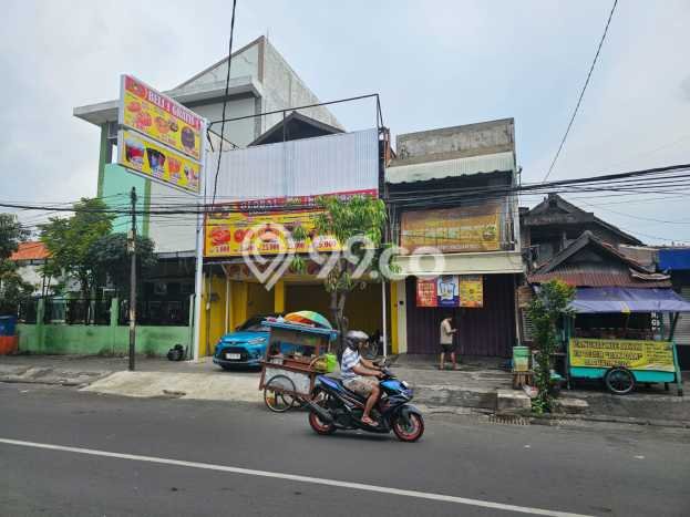Ruko Dijual di Prime Area Surabaya Luas 200m2 Ruko Dijual di Prime Area Surabaya Luas 200m2