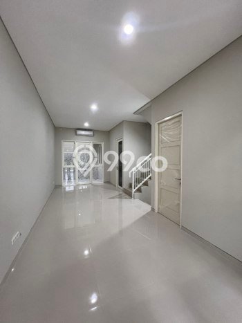 Dijual Cepat Rumah Favorit Siap Huni LB 140m2 di Benowo, Surabaya Dijual Cepat Rumah Favorit Siap Huni LB 140m2 di Benowo, Surabaya